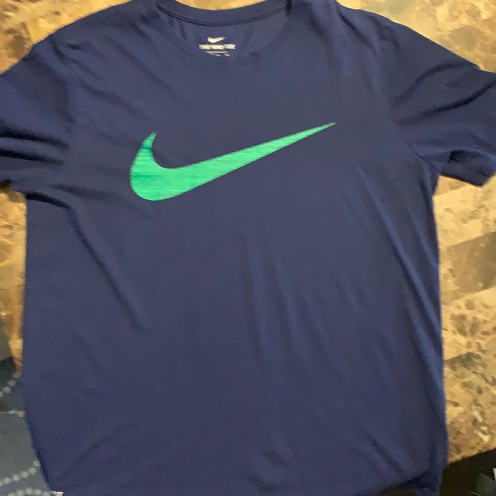 Nike Men’s T-Shirt